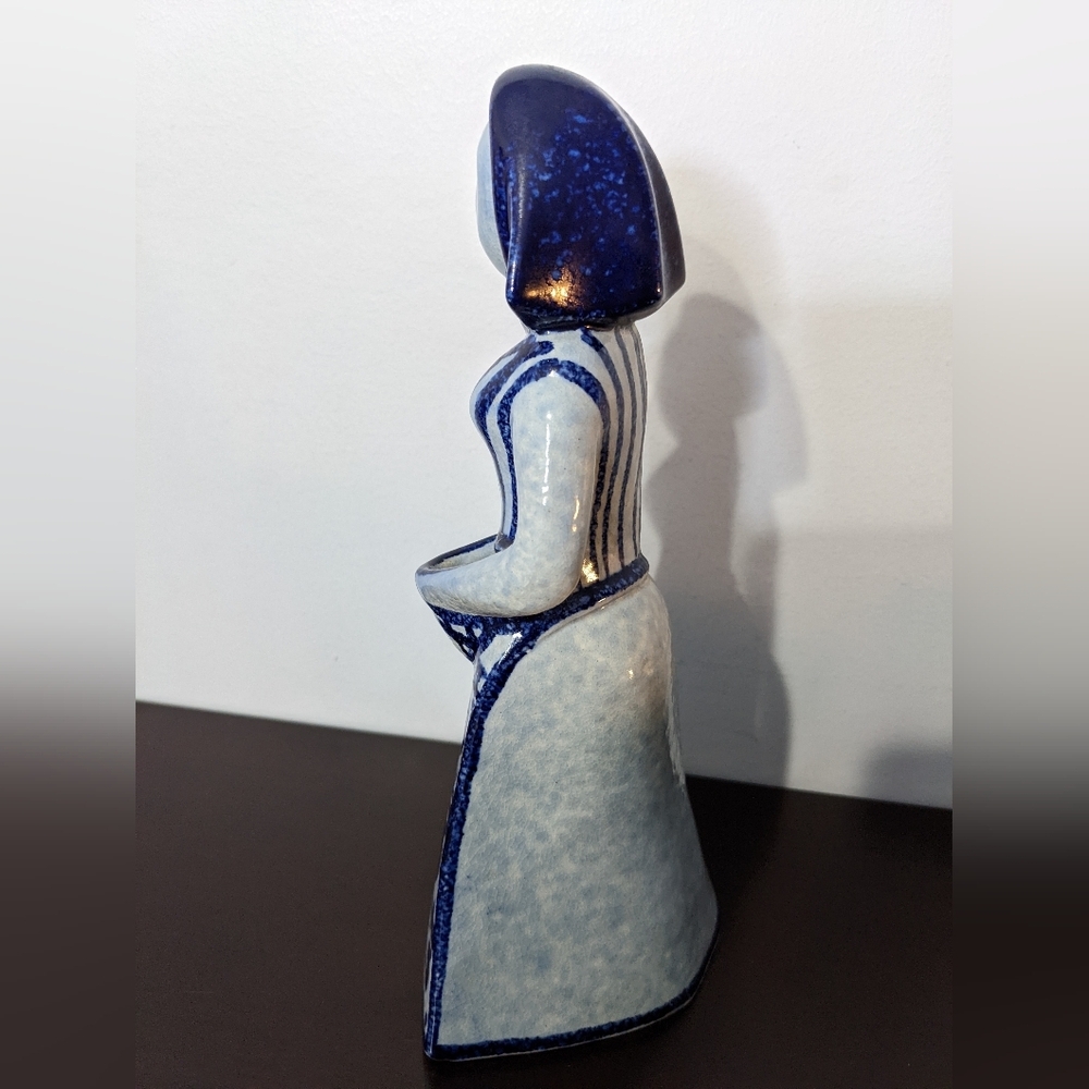 Unique Bud Vase - Picture 3 of 7
